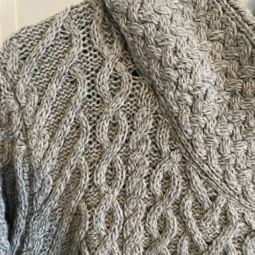 Aran Mor Made in Ireland Merino Wool Cable Knit Hooded Long Cardigan - Picture 5 of 14